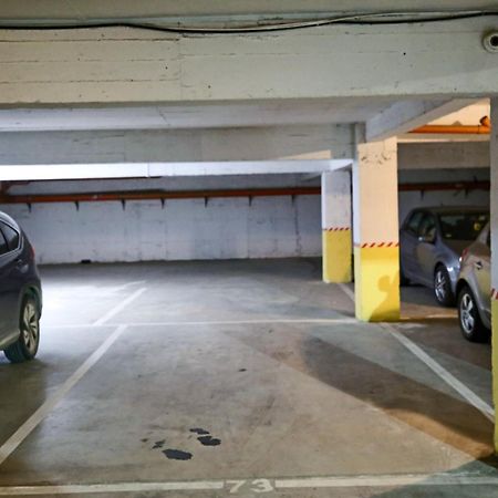 Stylish Condo - Parking And Balcony Κλουζ-Ναπόκα Εξωτερικό φωτογραφία
