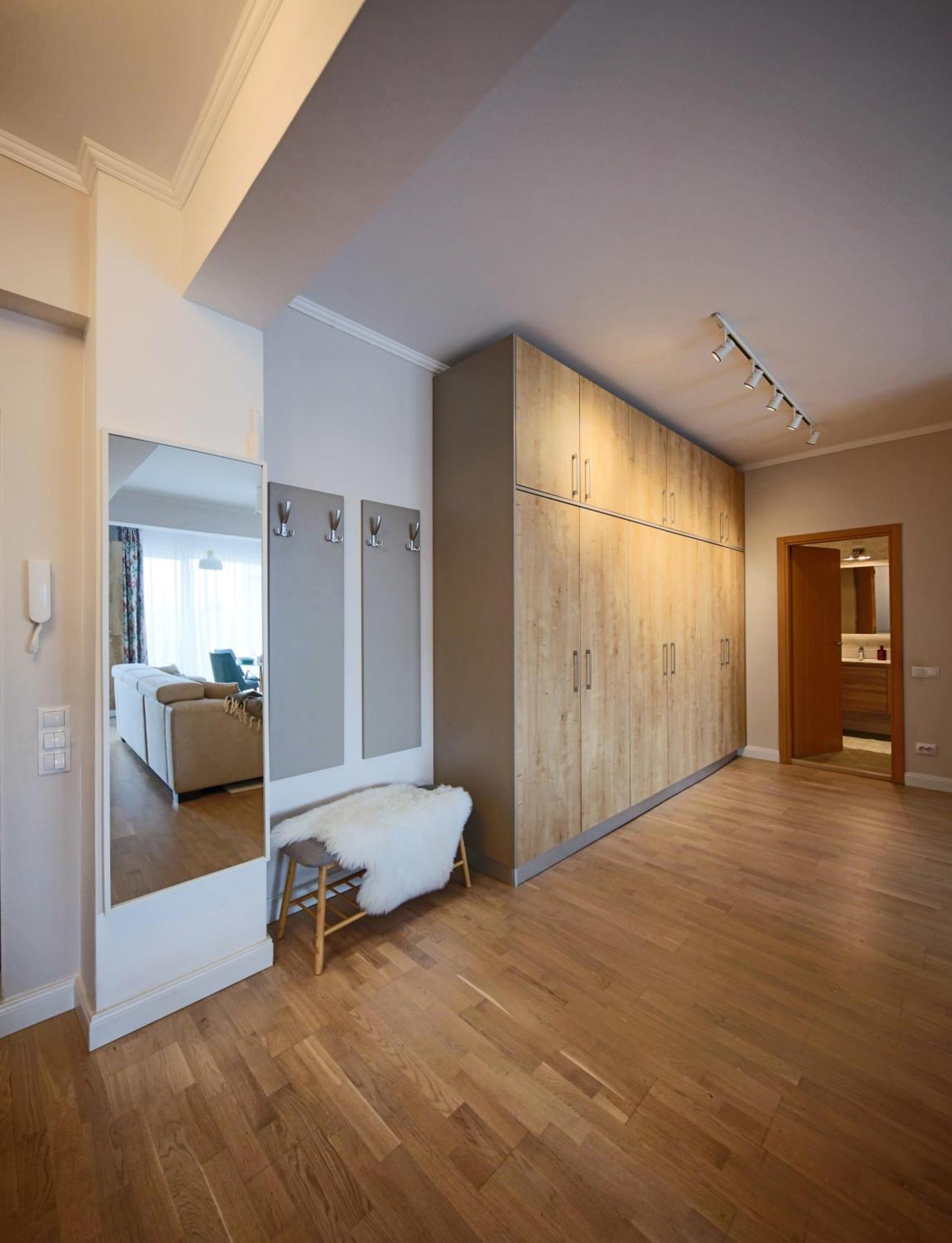 Stylish Condo - Parking And Balcony Κλουζ-Ναπόκα Εξωτερικό φωτογραφία